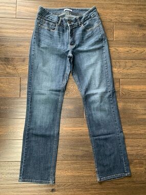Comfortable Riders by Lee Men’s Dark Wash Mid-Rise Jeans. Pre-owned. Size:32x31.